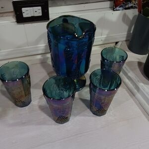 Vintage indiana carnival glass